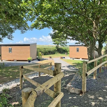Calvesland Hideaway Hotel Manorbier Buitenkant foto
