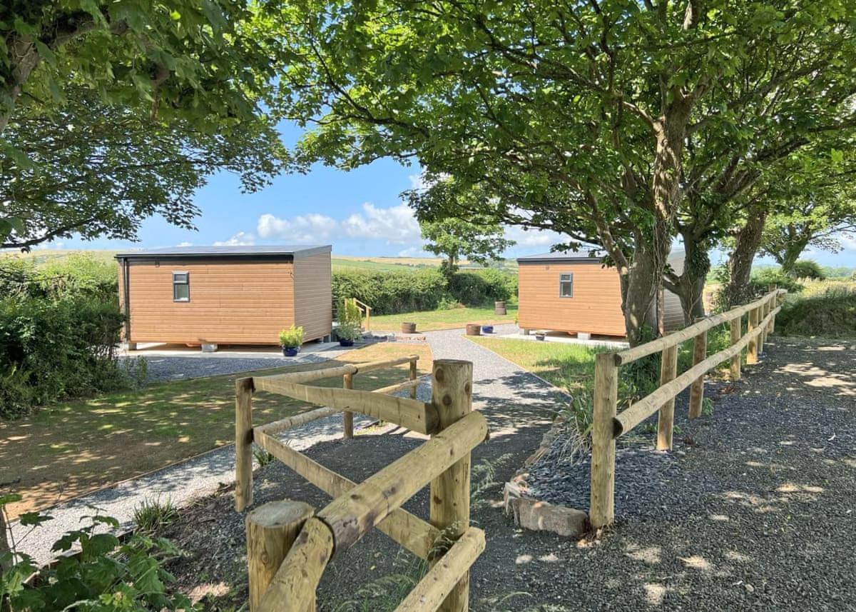 Calvesland Hideaway Hotel Manorbier Buitenkant foto